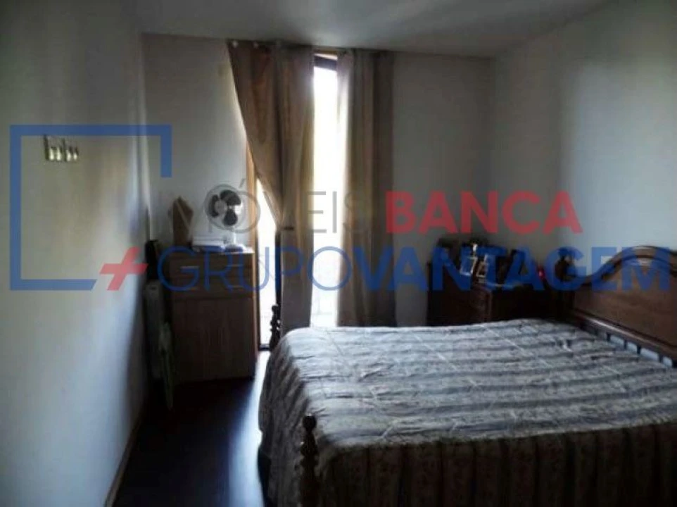 Apartamento T1 para Venda em Azurem Foto 3