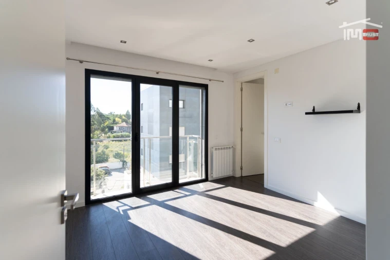 Apartamento T2 para Arrendamento em Fatima Foto 5