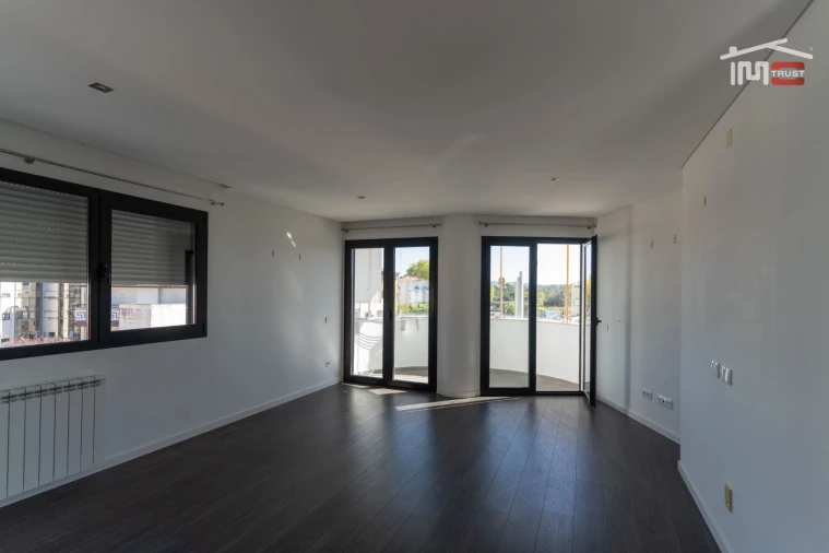 Apartamento T2 para Arrendamento em Fatima Foto 11