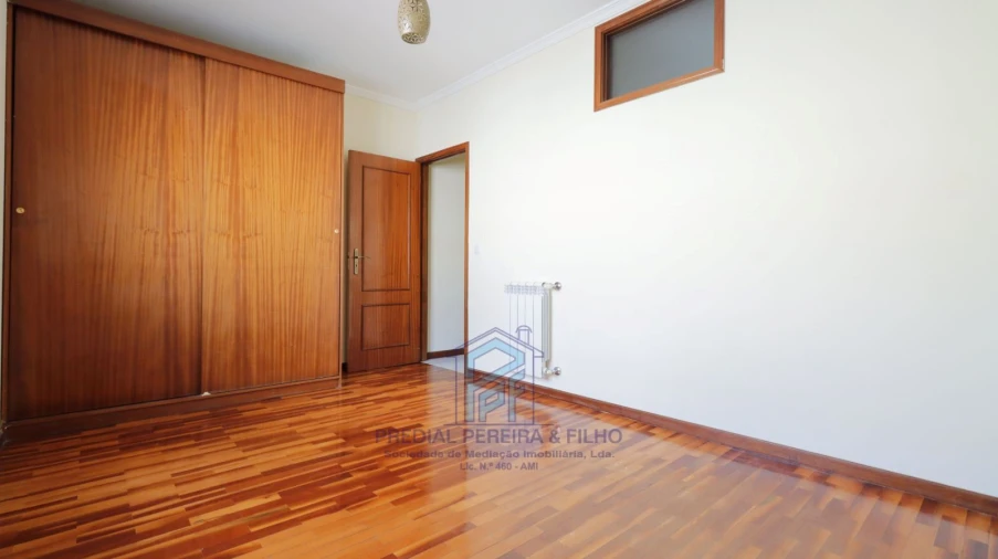 Apartamento T2 para Arrendamento em Baguim do Monte (Rio Tinto) Foto 22