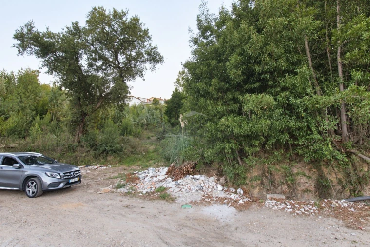 Terreno P/ Prédio para Venda em Fânzeres e São Pedro da Cova Foto 9