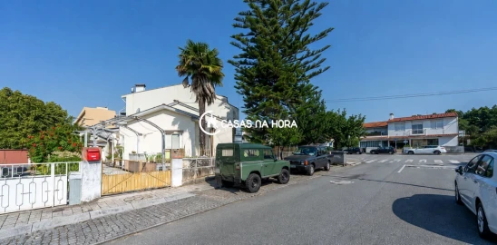 Moradia T4 para Venda em São Mamede de Infesta e Senhora da Hora
