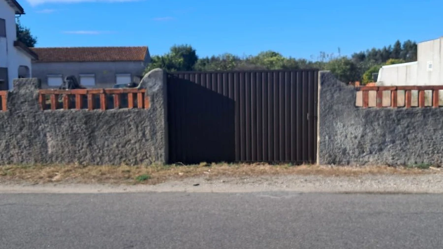 Terreno P/ Prédio para Venda em Mira