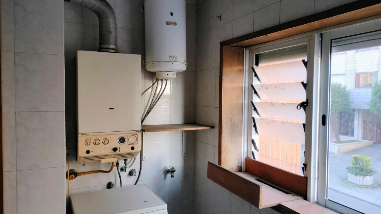 Apartamento T2 para Venda em Mafamude e Vilar do Paraíso Foto 11
