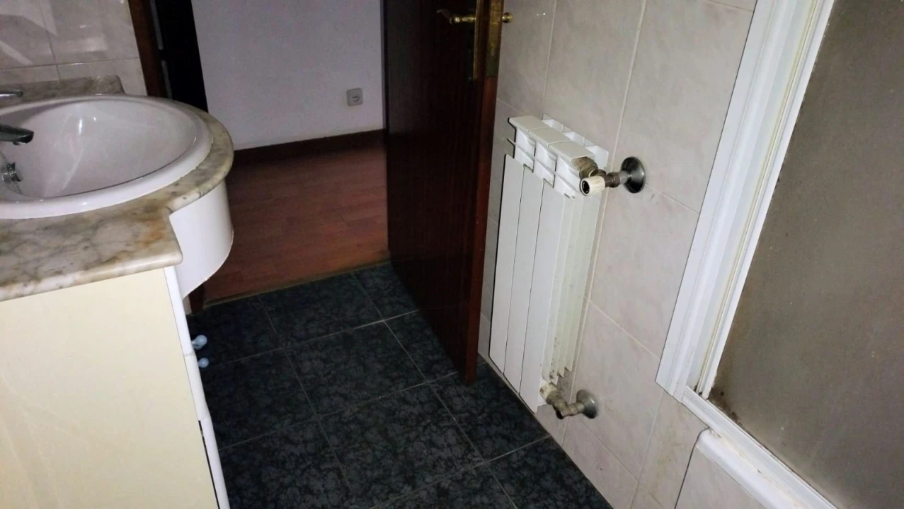 Apartamento T2 para Venda em Mafamude e Vilar do Paraíso Foto 15