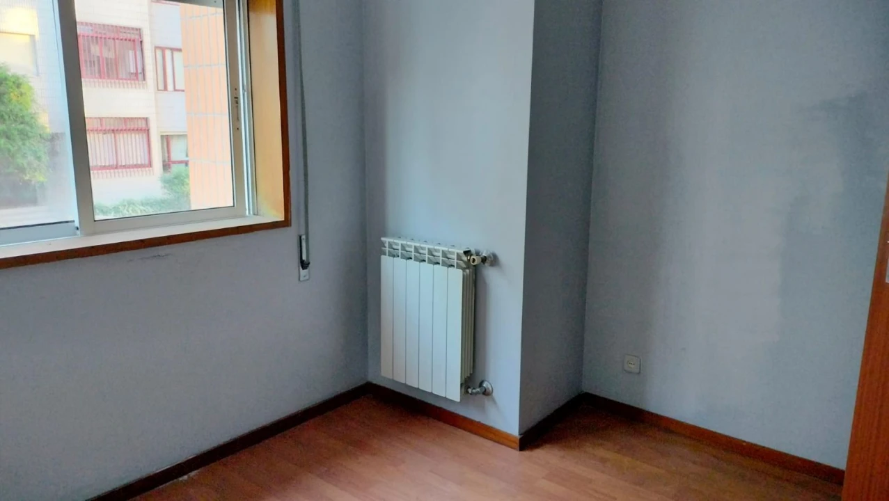 Apartamento T2 para Venda em Mafamude e Vilar do Paraíso Foto 25