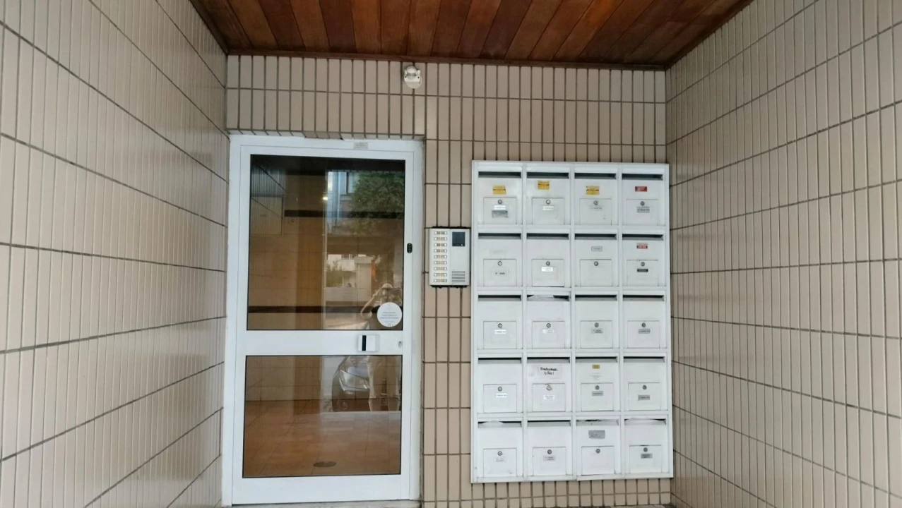 Apartamento T2 para Venda em Mafamude e Vilar do Paraíso Foto 4