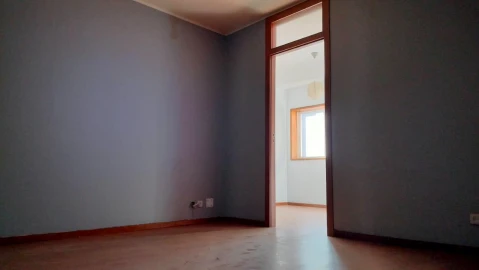 Apartamento T2 para Venda em Mafamude e Vilar do Paraíso