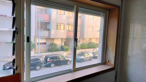 Apartamento T2 para Venda em Mafamude e Vilar do Paraíso