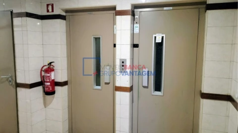 Apartamento T2 para Venda em Mafamude e Vilar do Paraíso