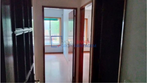Apartamento T2 para Venda em Mafamude e Vilar do Paraíso