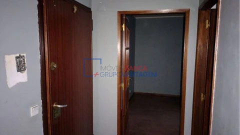 Apartamento T2 para Venda em Mafamude e Vilar do Paraíso