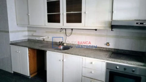 Apartamento T2 para Venda em Mafamude e Vilar do Paraíso