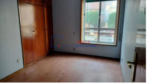 Apartamento T2 para Venda em Mafamude e Vilar do Paraíso