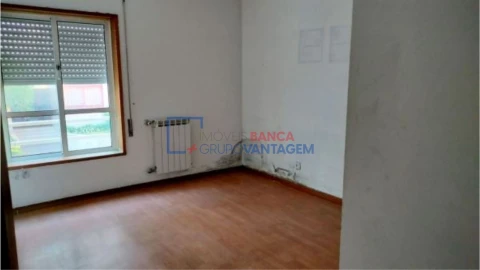 Apartamento T2 para Venda em Mafamude e Vilar do Paraíso