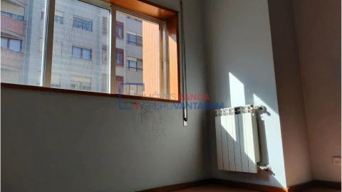 Apartamento T2 para Venda em Mafamude e Vilar do Paraíso