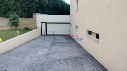Apartamento T2 para Venda em Mafamude e Vilar do Paraíso