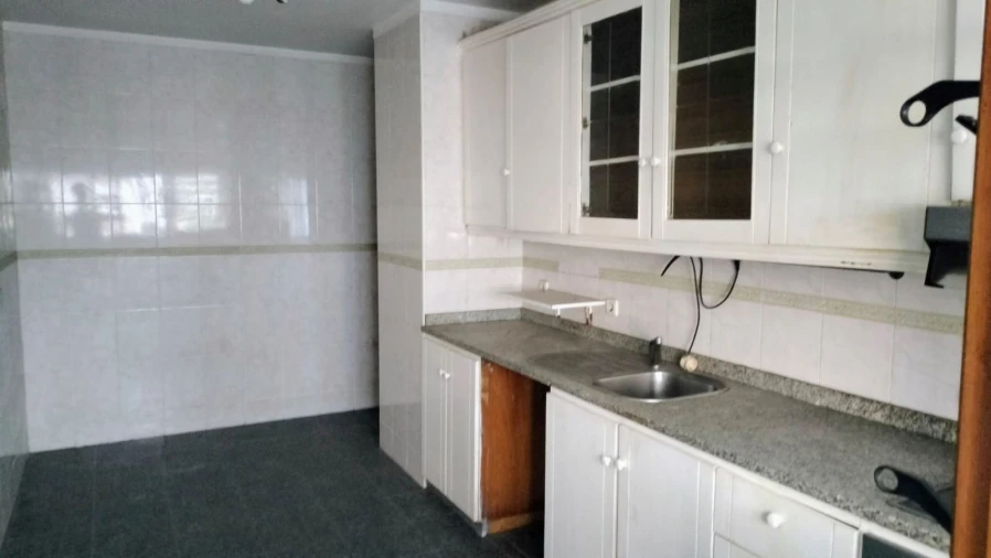 Apartamento T2 para Venda em Mafamude e Vilar do Paraíso Foto 9