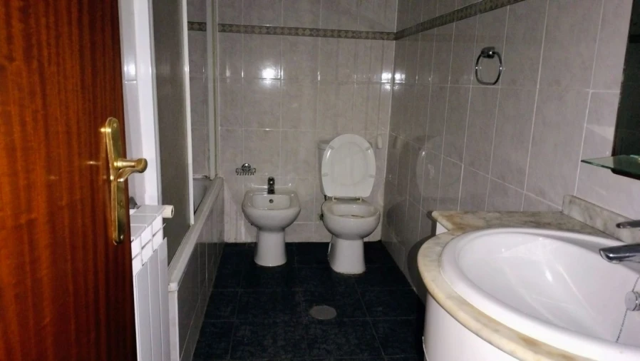 Apartamento T2 para Venda em Mafamude e Vilar do Paraíso Foto 13