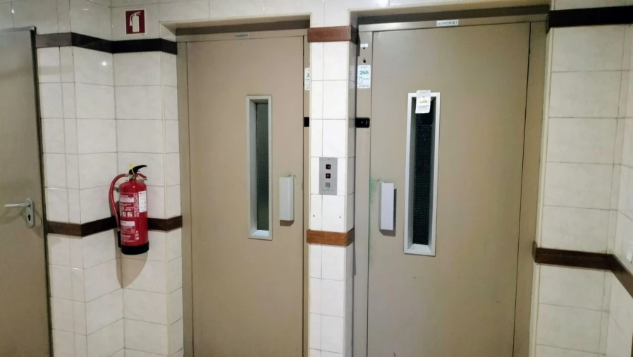 Apartamento T2 para Venda em Mafamude e Vilar do Paraíso Foto 27