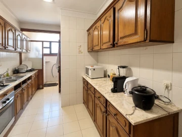 Apartamento T3 para Venda em Amarante (São Gonçalo), Madalena, Cepelos e Gatão