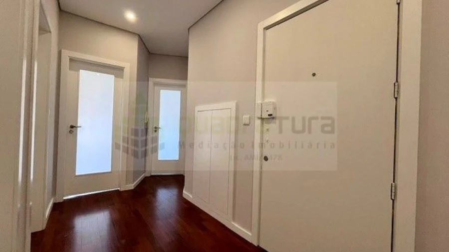 Apartamento T2 para Venda em Cedofeita, Santo Ildefonso, Sé, Miragaia, São Nicolau e Vitória