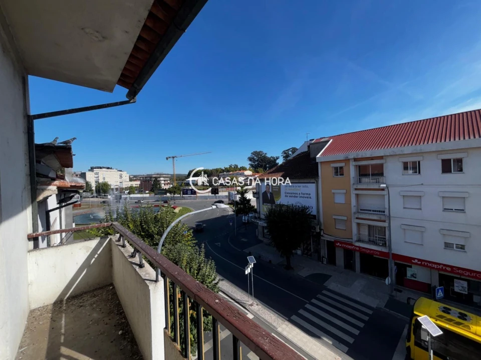 Apartamento T2 para Venda em Viseu Foto 1