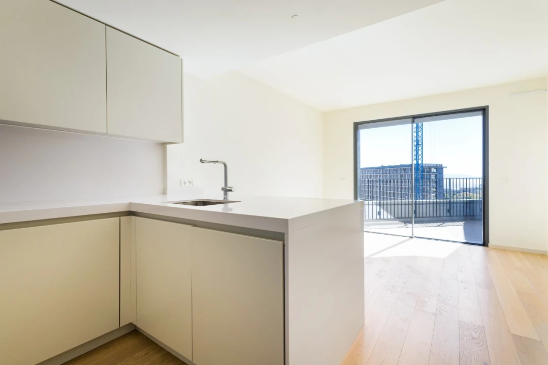 Apartamento T1 para Venda em Parque das Nações Foto 13