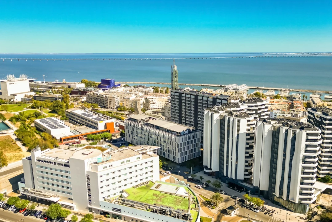 Apartamento T1 para Venda em Parque das Nações Foto 32