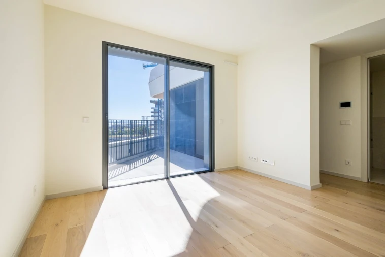 Apartamento T1 para Venda em Parque das Nações Foto 6