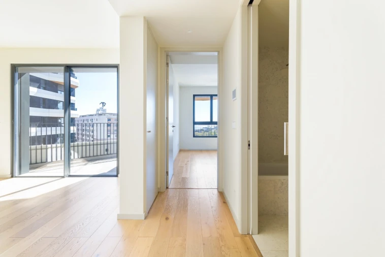 Apartamento T1 para Venda em Parque das Nações Foto 9