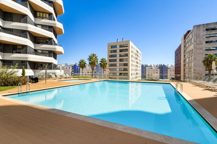 Apartamento T1 para Venda em Parque das Nações Foto 24
