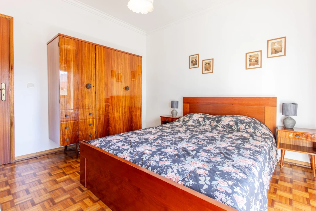 Apartamento T3 para Venda em Amora Foto 5