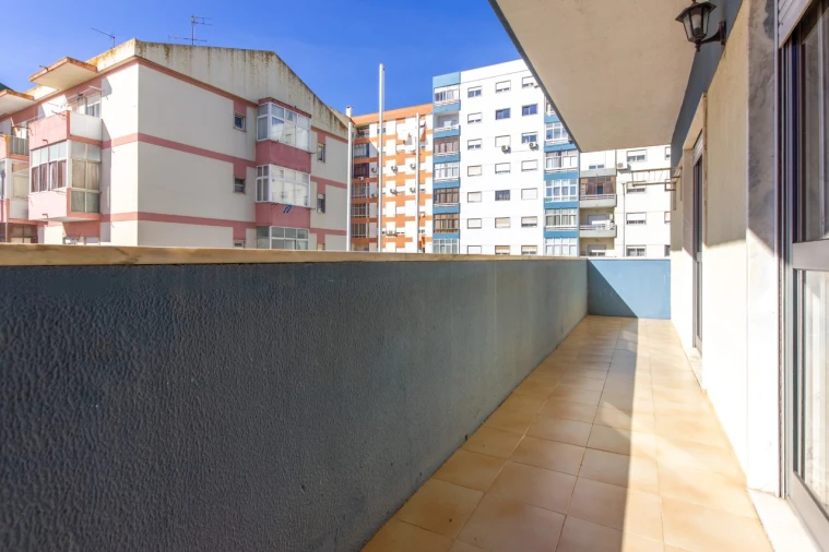 Apartamento T3 para Venda em Amora Foto 6