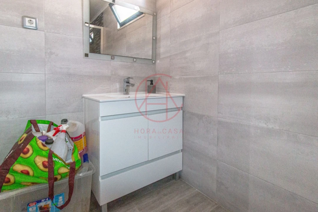Moradia T4 para Venda em Quinta do Conde Foto 22