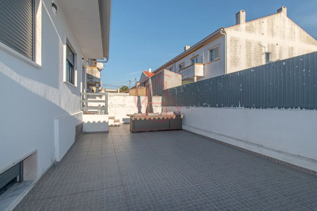 Moradia T4 para Venda em Quinta do Conde Foto 24