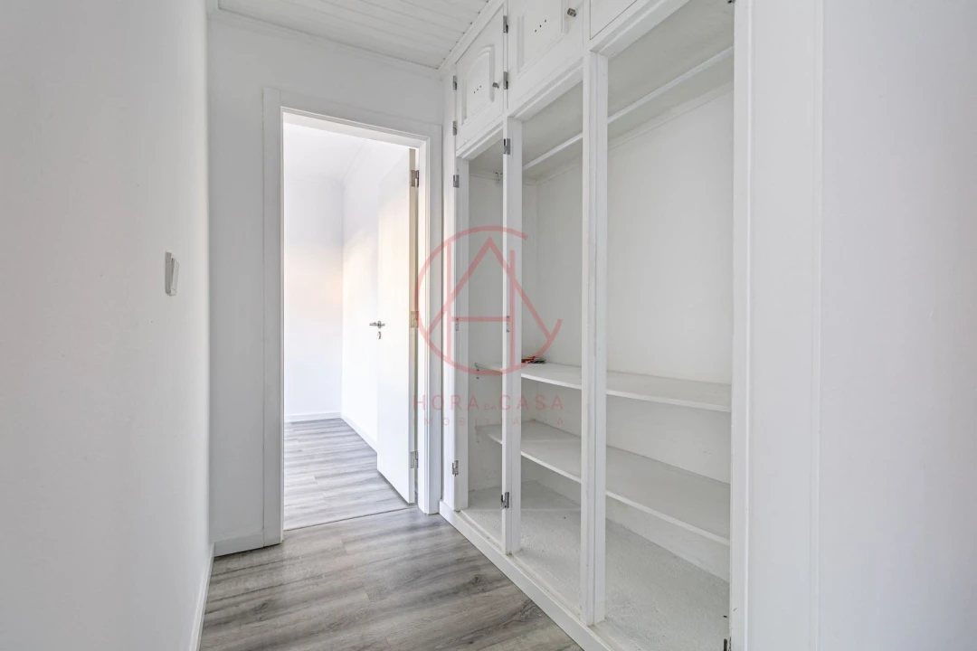 Apartamento T3 para Venda em Quinta do Conde Foto 8