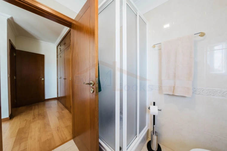 Moradia T4 para Venda em Lourinhã e Atalaia Foto 36