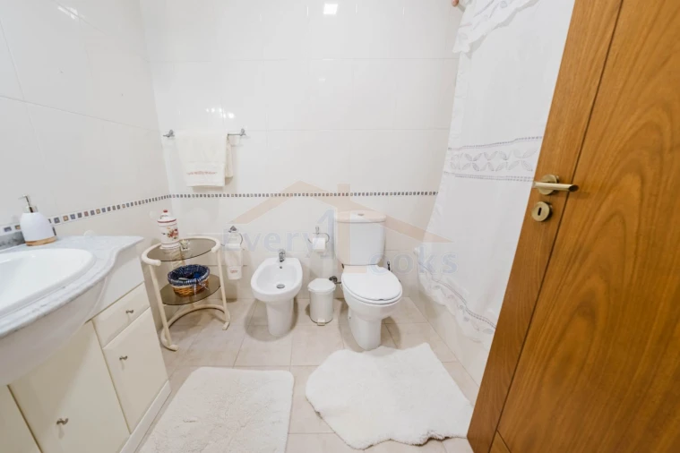 Moradia T4 para Venda em Lourinhã e Atalaia Foto 32