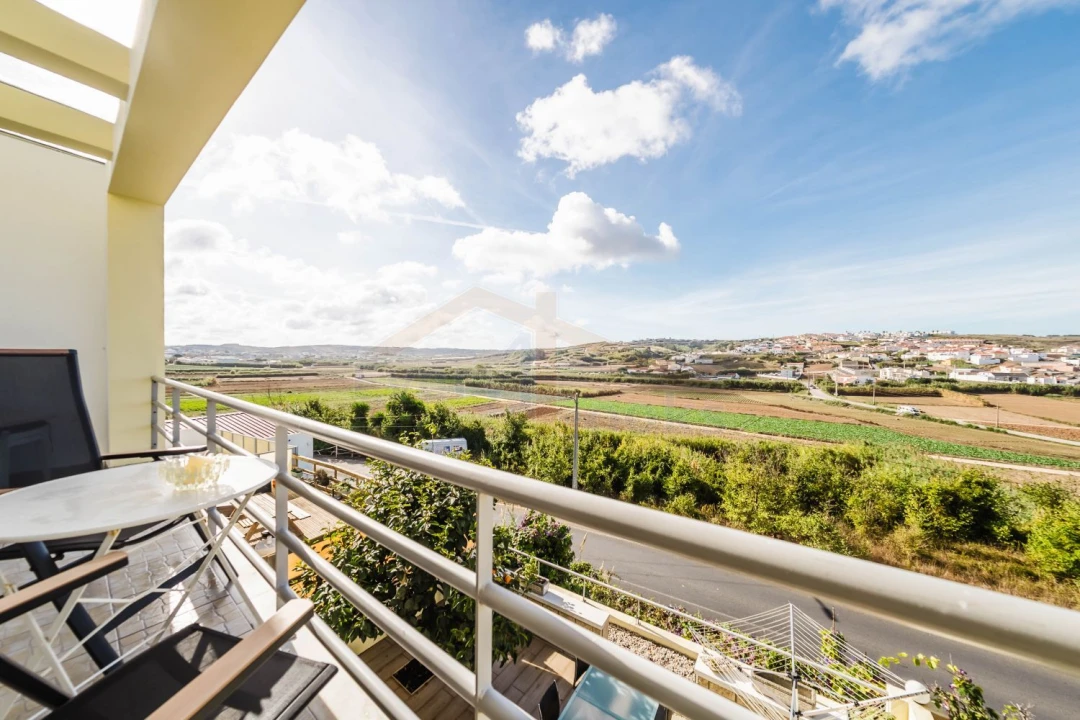 Moradia T4 para Venda em Lourinhã e Atalaia Foto 12