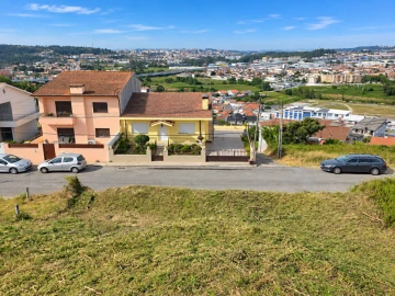 Terreno para Venda em Alfena