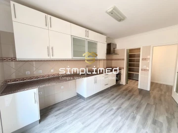 Apartamento T3 para Venda em Quinta do Conde