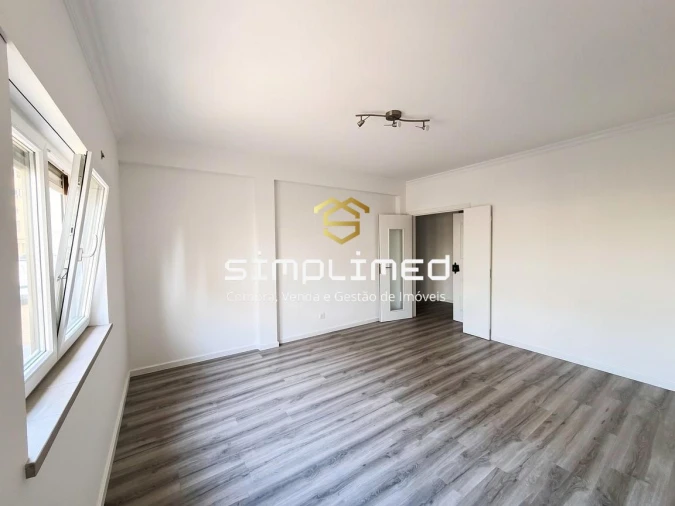Apartamento T3 para Venda em Quinta do Conde Foto 25