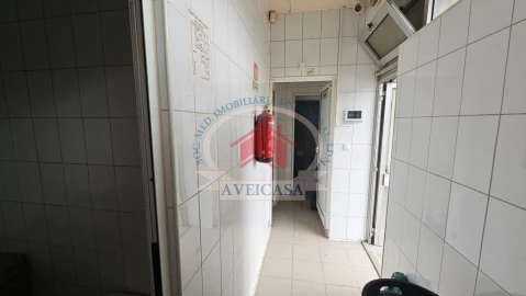 Loja para Trespasse em Oliveira do Bairro
