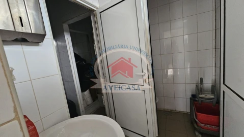 Loja para Trespasse em Oliveira do Bairro