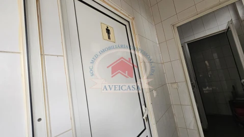 Loja para Trespasse em Oliveira do Bairro