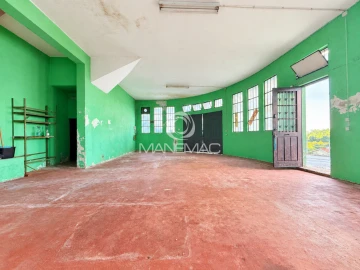 Garagem para Arrendamento em Oliveira do Douro