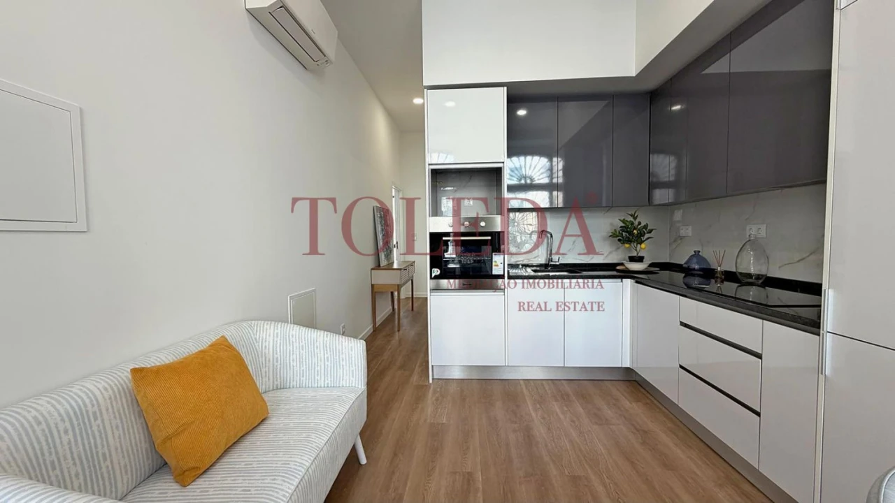 Apartamento T2 para Venda em São Vicente Foto 5