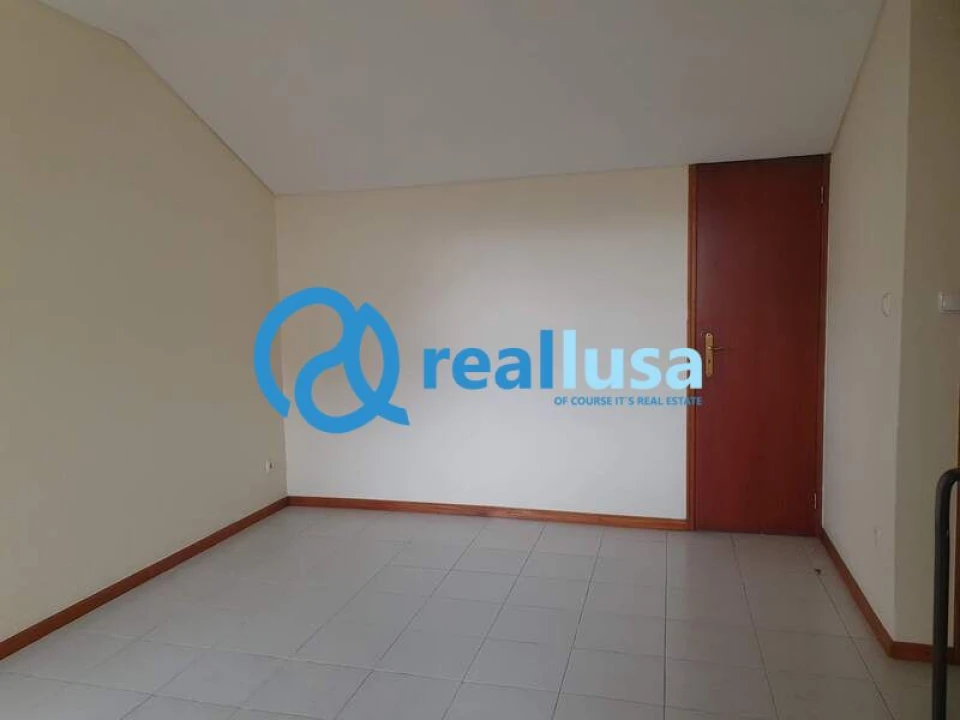 Apartamento T3 para Venda em São Mamede de Infesta e Senhora da Hora Foto 8