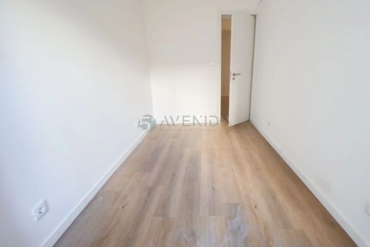 Apartamento T2 para Venda em Falagueira-Venda Nova Foto 18